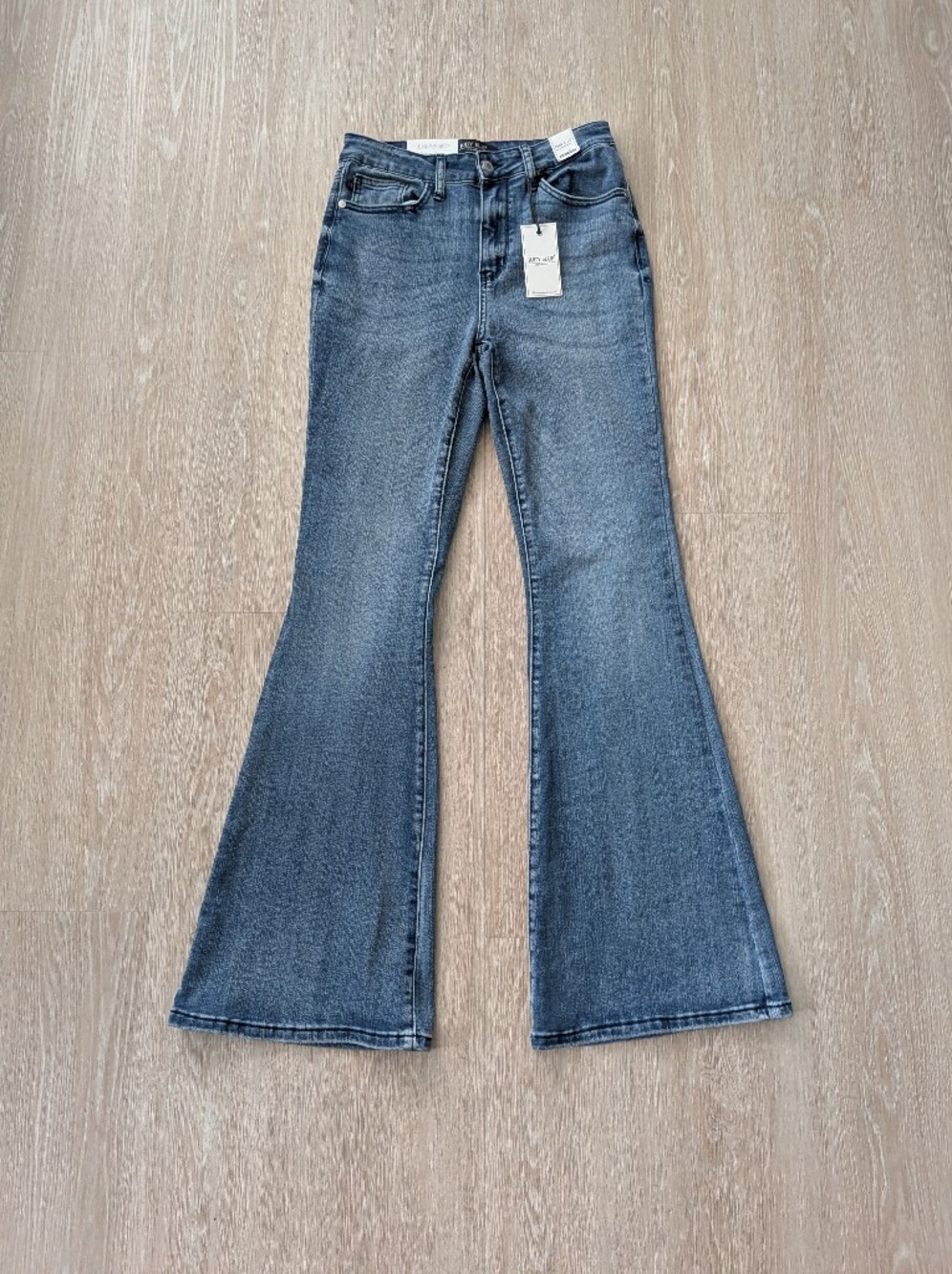 Judy Blue Jeans Women's 27 Flare Fit High Waist NWT